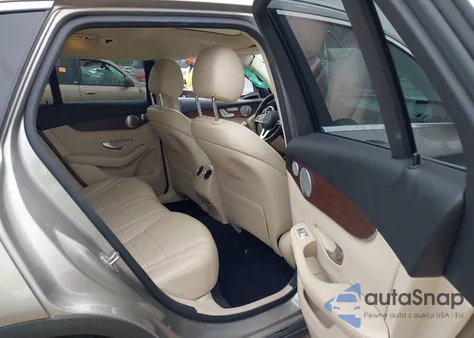 2020 Mercedes-Benz Glc 300 from USA, damaged, VIN W1N0G8DB5LF859553